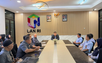 Jajaran Pimpinan dan Kesekretariatan Bawaslu Kota Samarinda berkesempatan berkunjung dan berdiskusi ke Puslatbang KDOD LAN RI Provinsi Kalimantan Timur.